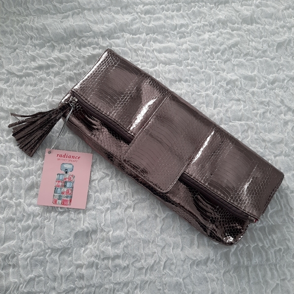 Britney Spears Handbags - Britney Spears "RADIANCE" Metallic Wallet/Clutch~NWT~Collectible Promo